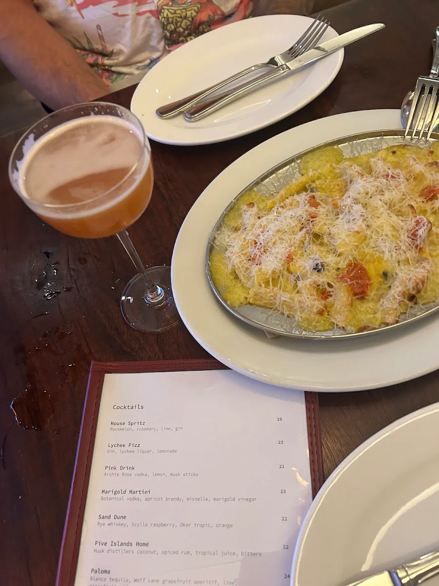 Menu, Roy's Restobar