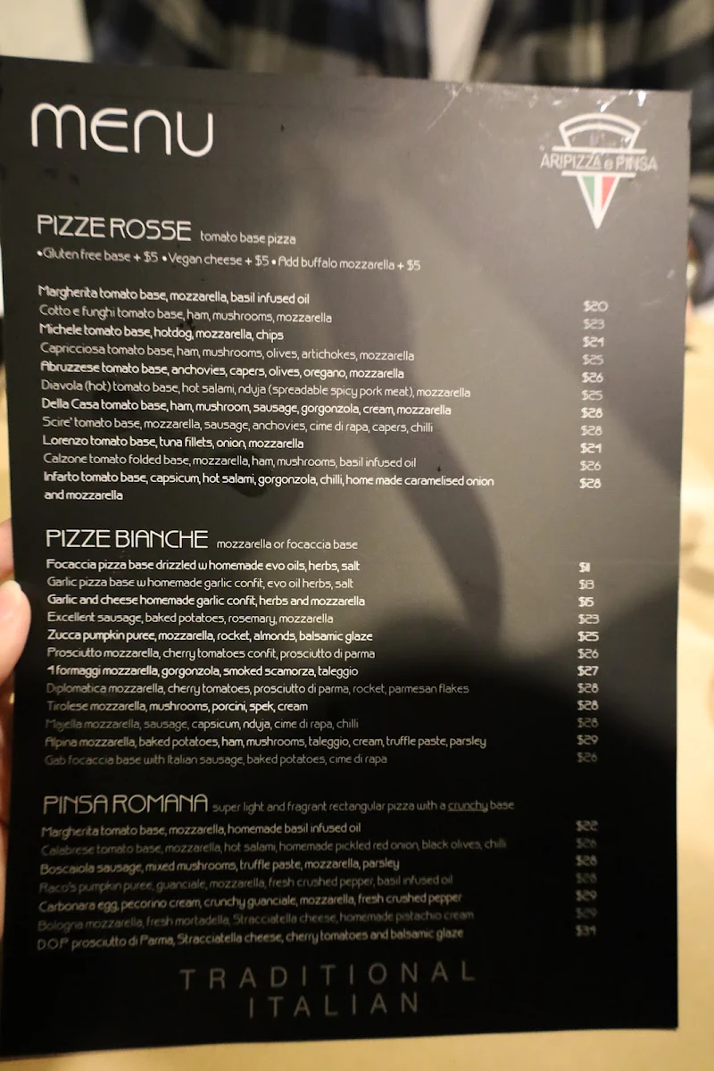Menu, AriPizza e Pinsa