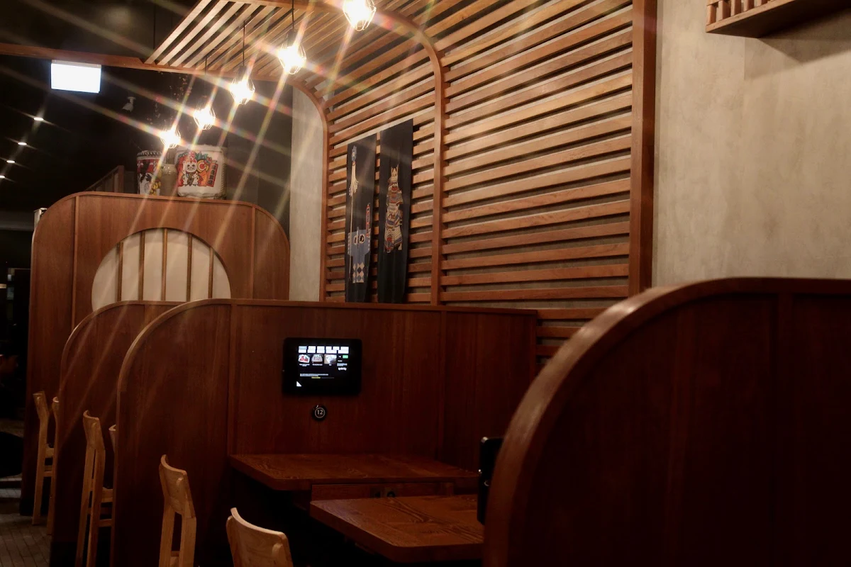 Vibe, Hakoya Izakaya