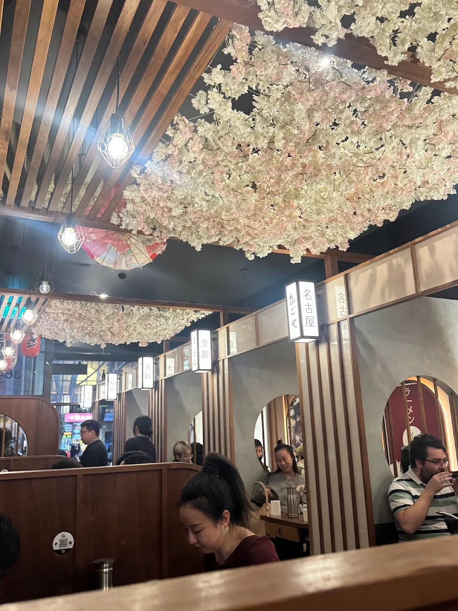 Vibe, Hakoya Izakaya