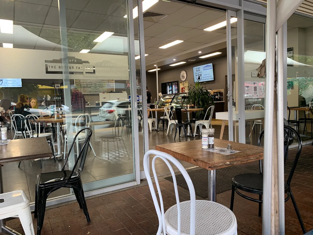Vibe, The Butter Factory Cafe
