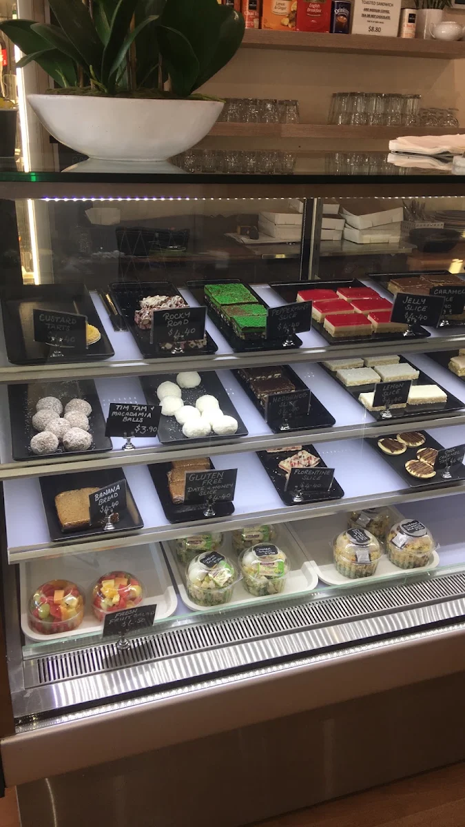 Vibe, Homeground Cafe/Boutique Bakery
