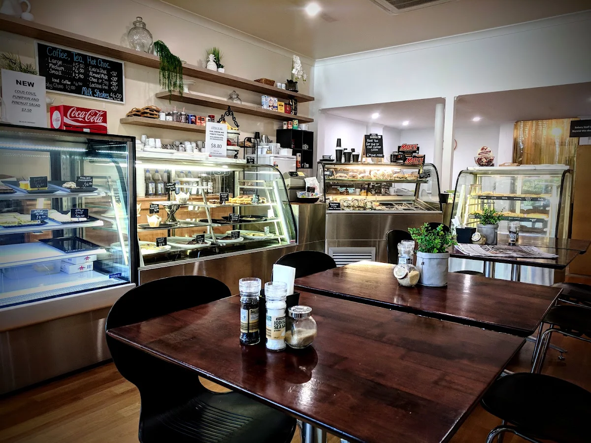 Vibe, Homeground Cafe/Boutique Bakery