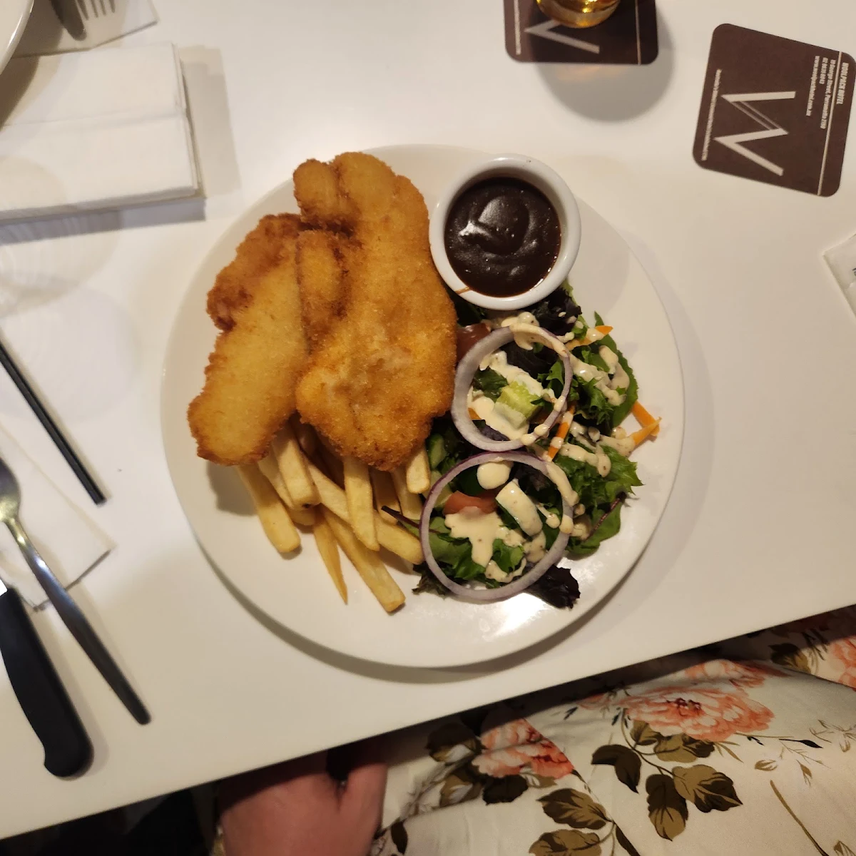 Food & drink, Woolpack Hotel