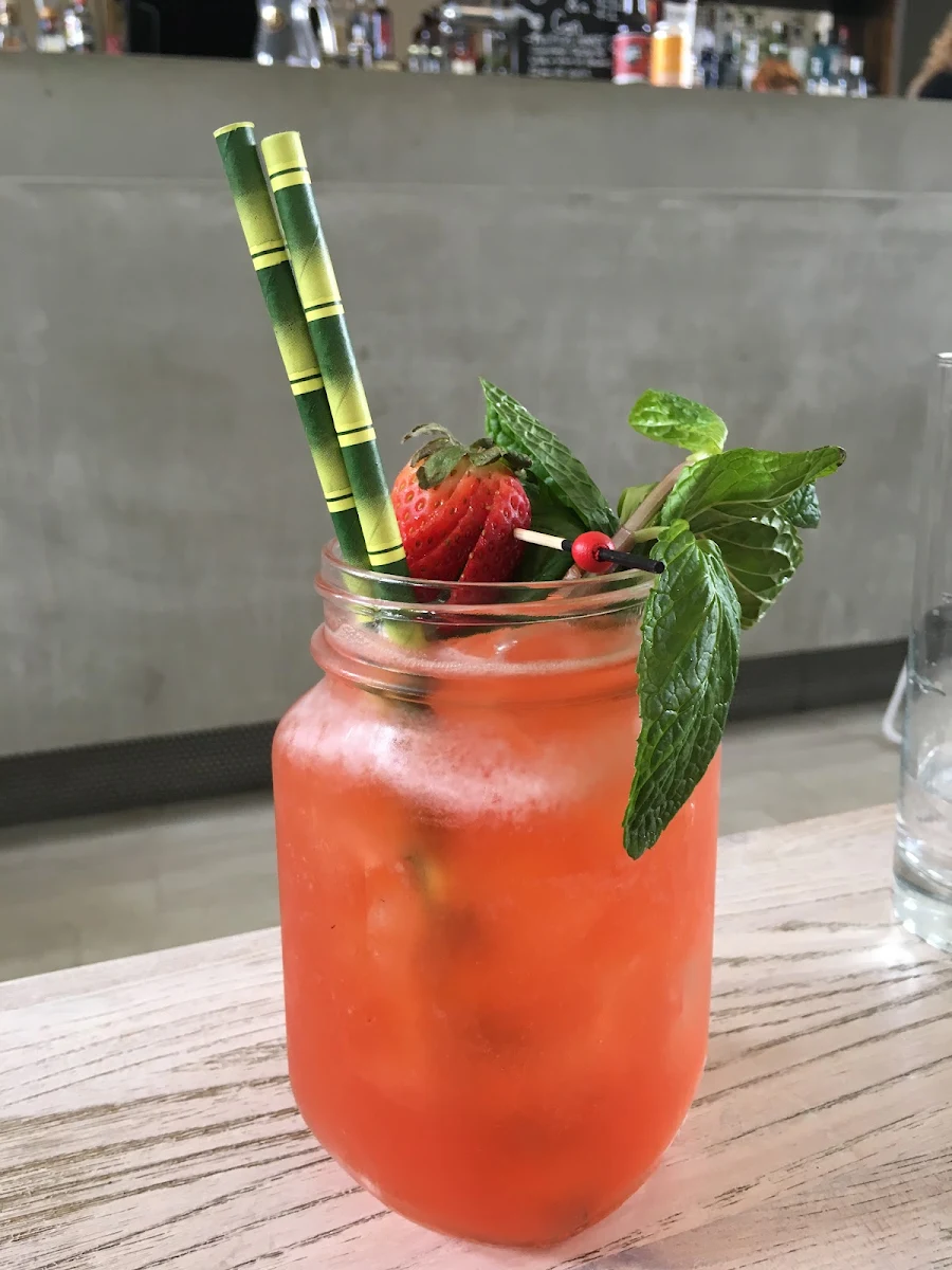 Food & drink, frankie. Bar & Eatery