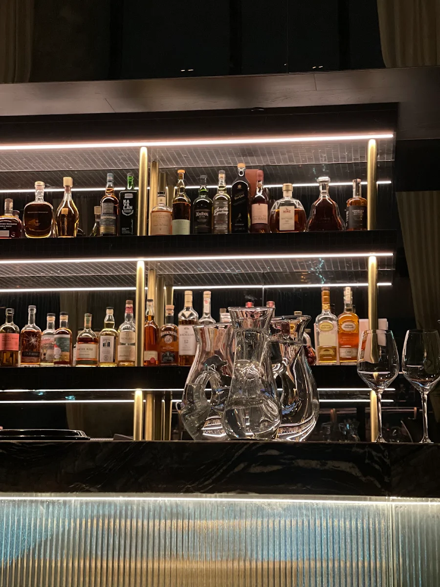Vibe, Strato Melbourne - Bar and Restaurant