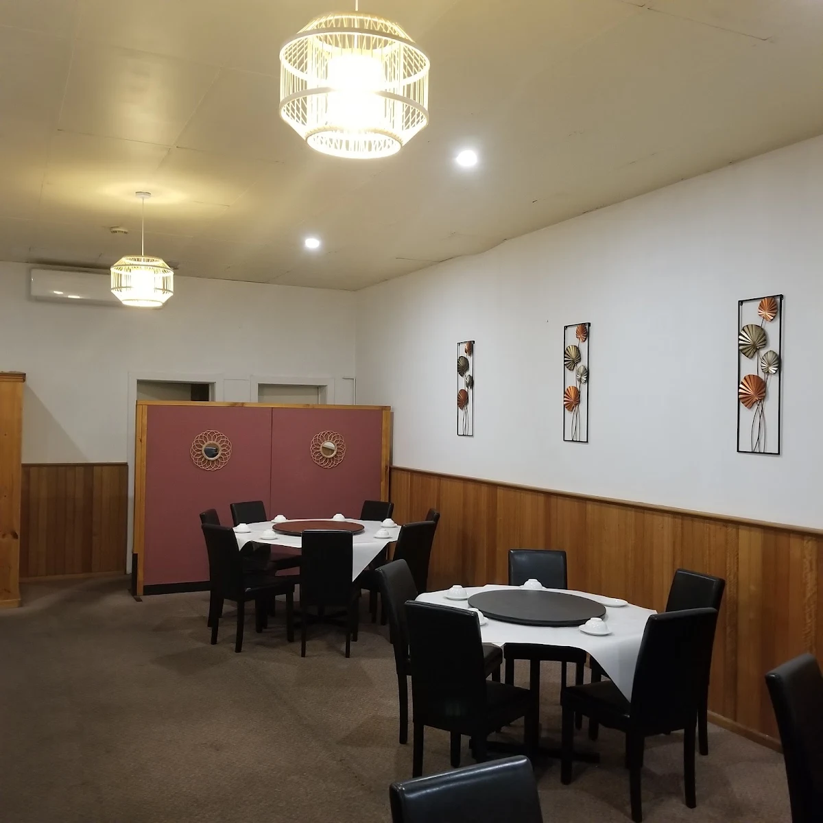Vibe, Golden Peony Chinese Restaurant