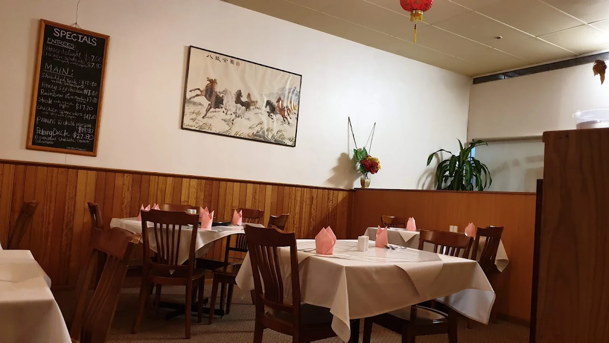 Vibe, Golden Peony Chinese Restaurant