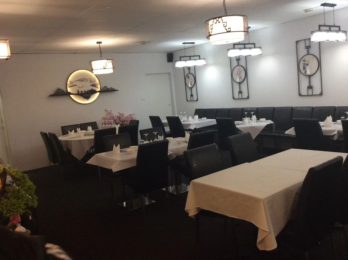 Vibe, Diamond Pavillion Chinese Restaurant