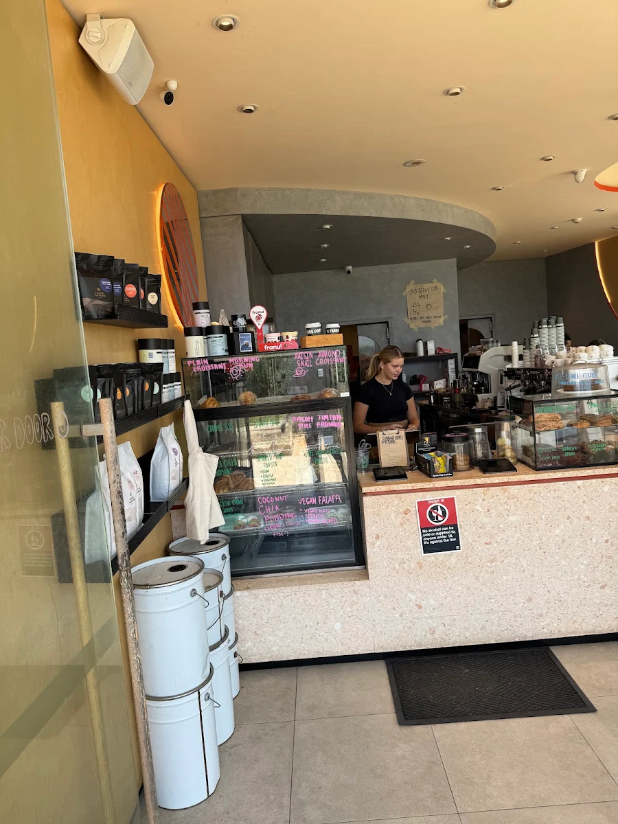 Vibe, The Brightside Cafe