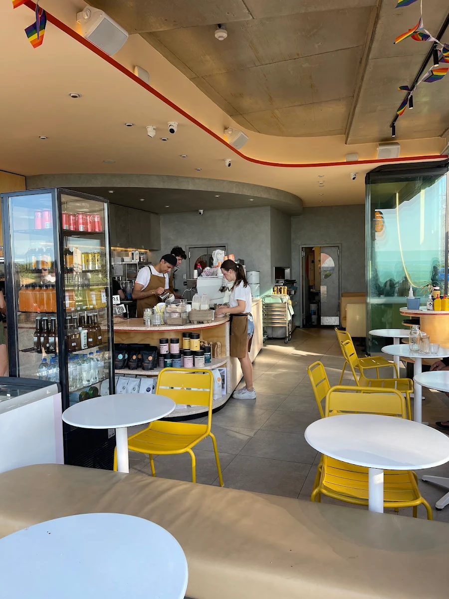 Vibe, The Brightside Cafe