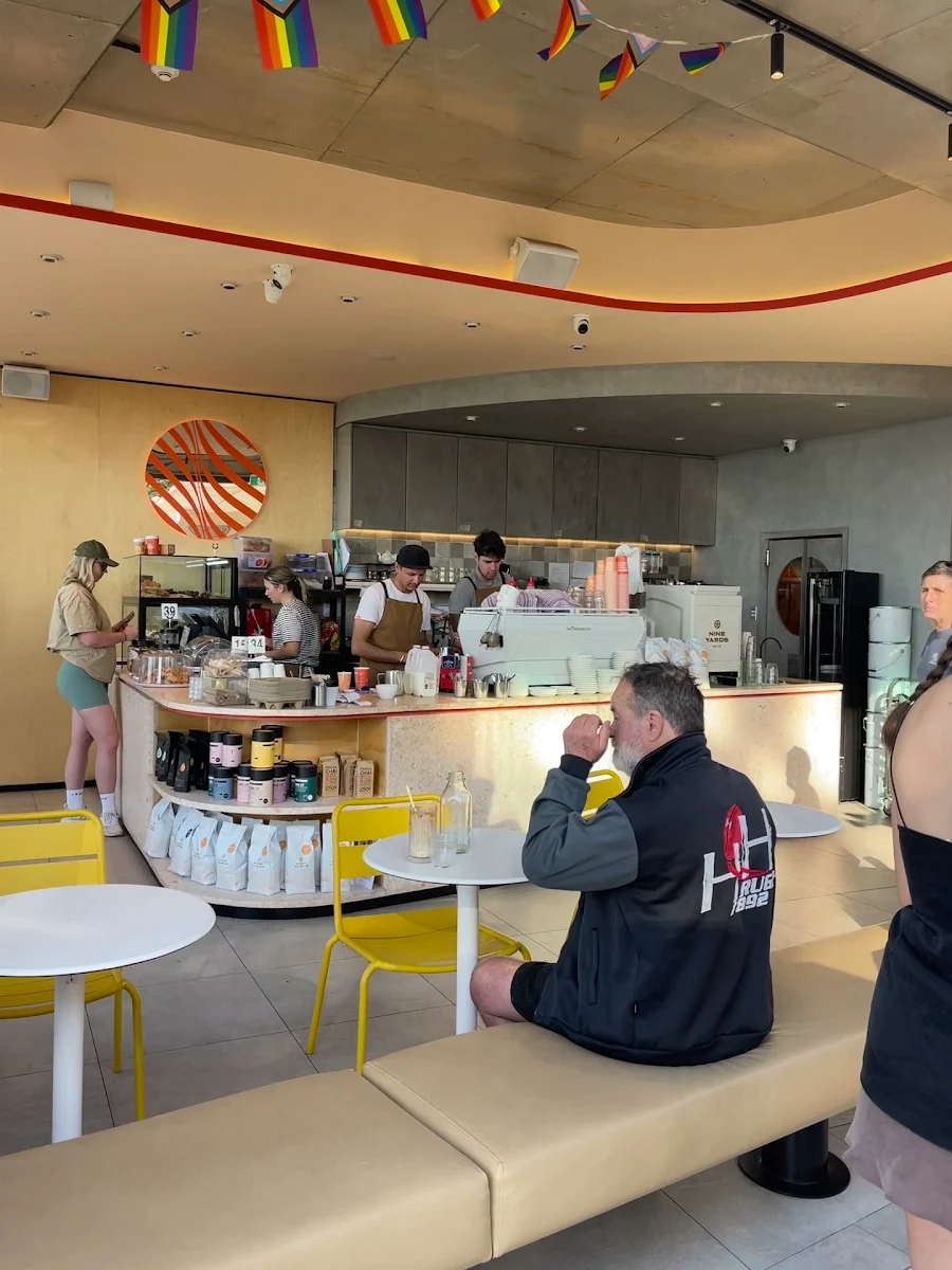 Vibe, The Brightside Cafe