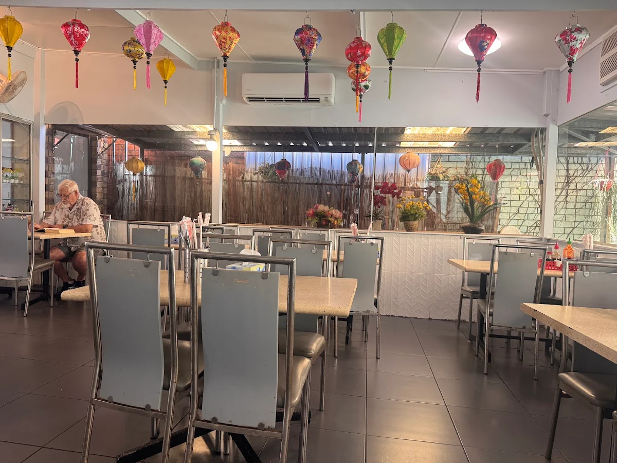 Vibe, Kim Khanh Restaurant