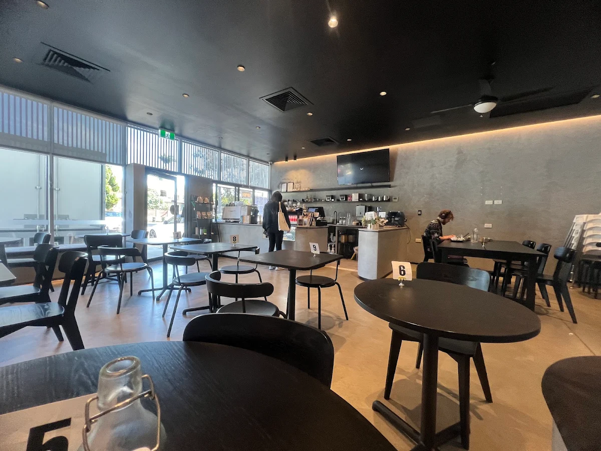 Vibe, Hikari Japanese Kitchen & Cafe