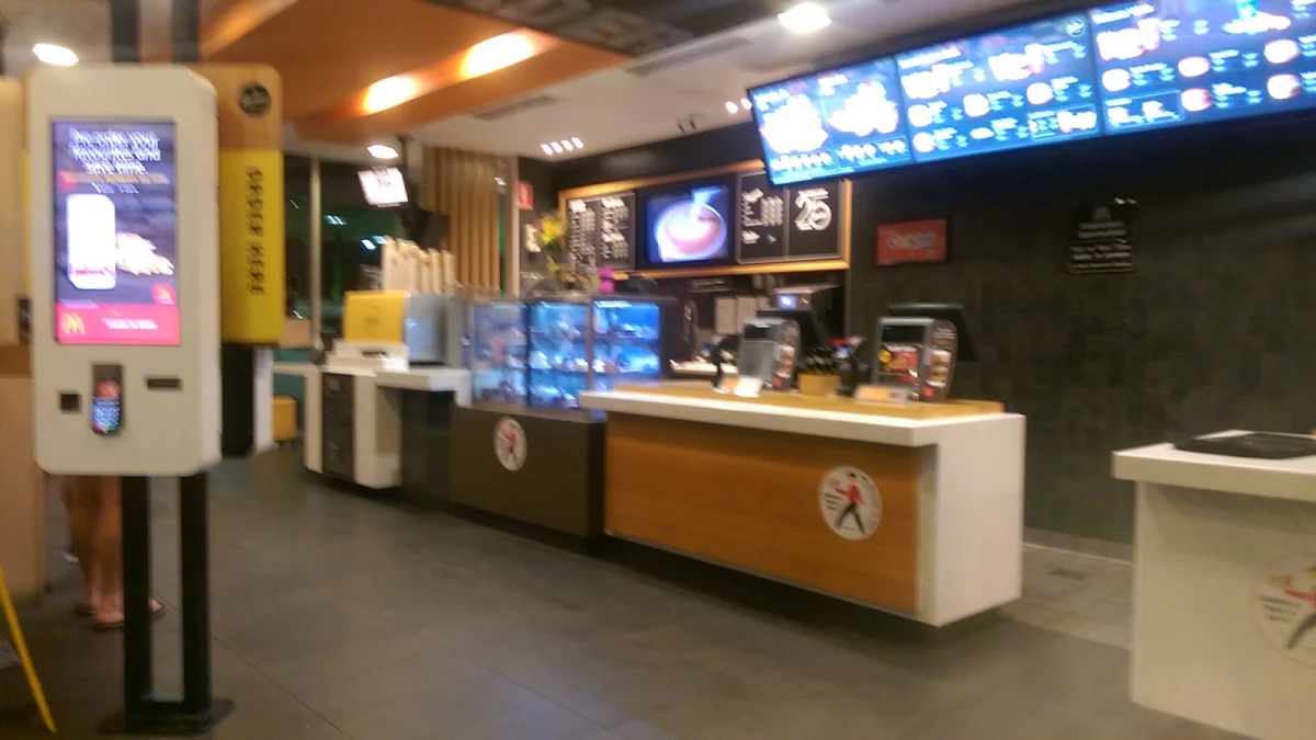 Vibe, McDonald's Chinchilla