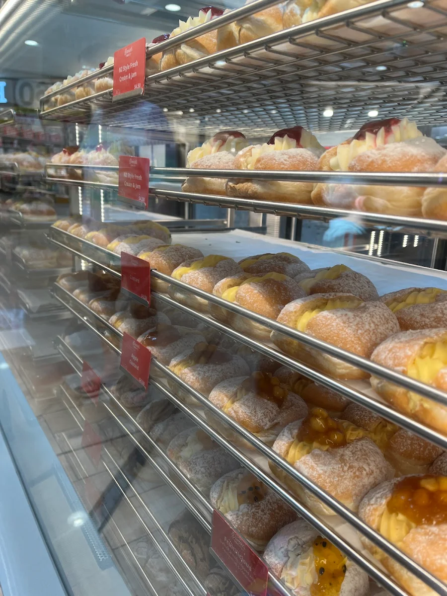 Vibe, Daniel's Donuts Stockland Wendouree