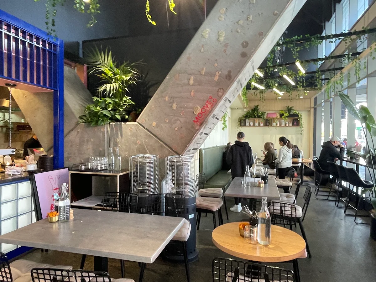 Vibe, BAD BUNNY EATERY