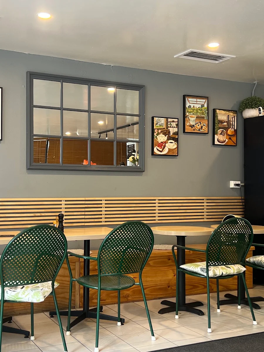 Vibe, Bean Plus Cafe
