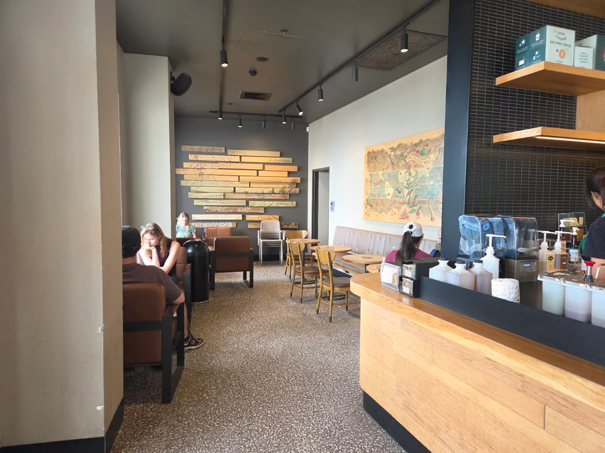 Vibe, Starbucks Manly