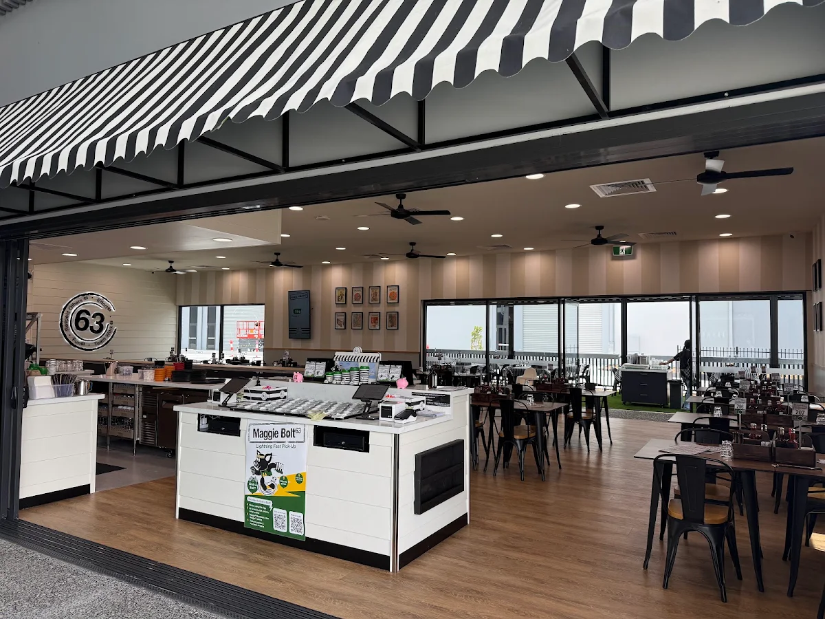 Vibe, Cafe 63 Bundamba