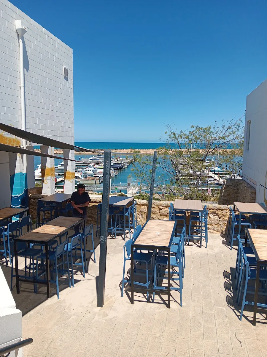 Vibe, Tavern At The Rocks