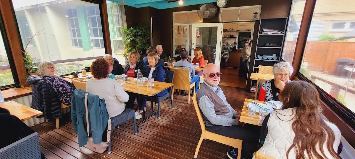 Vibe, Cafe Bliss Brighton