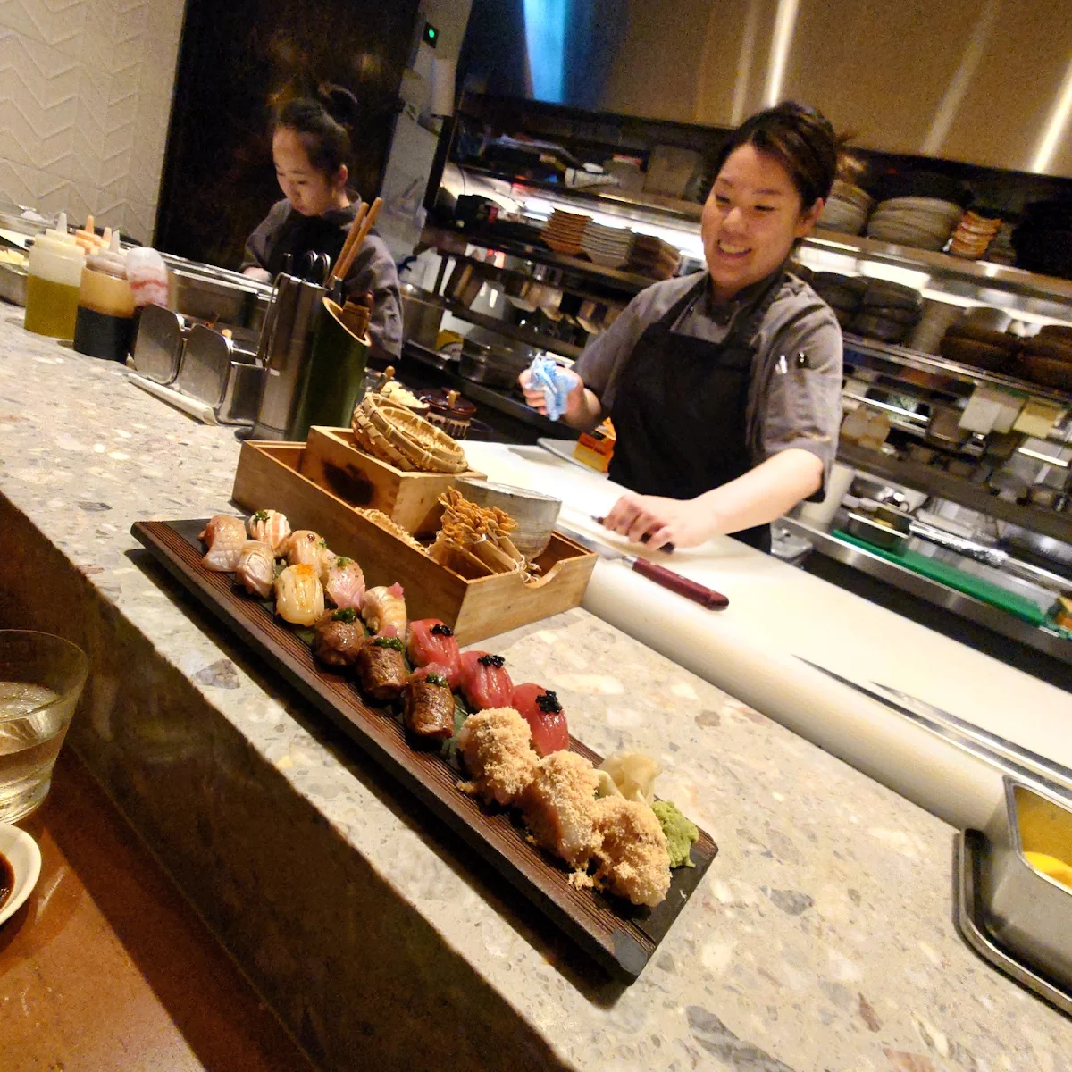 Vibe, Toko Restaurant
