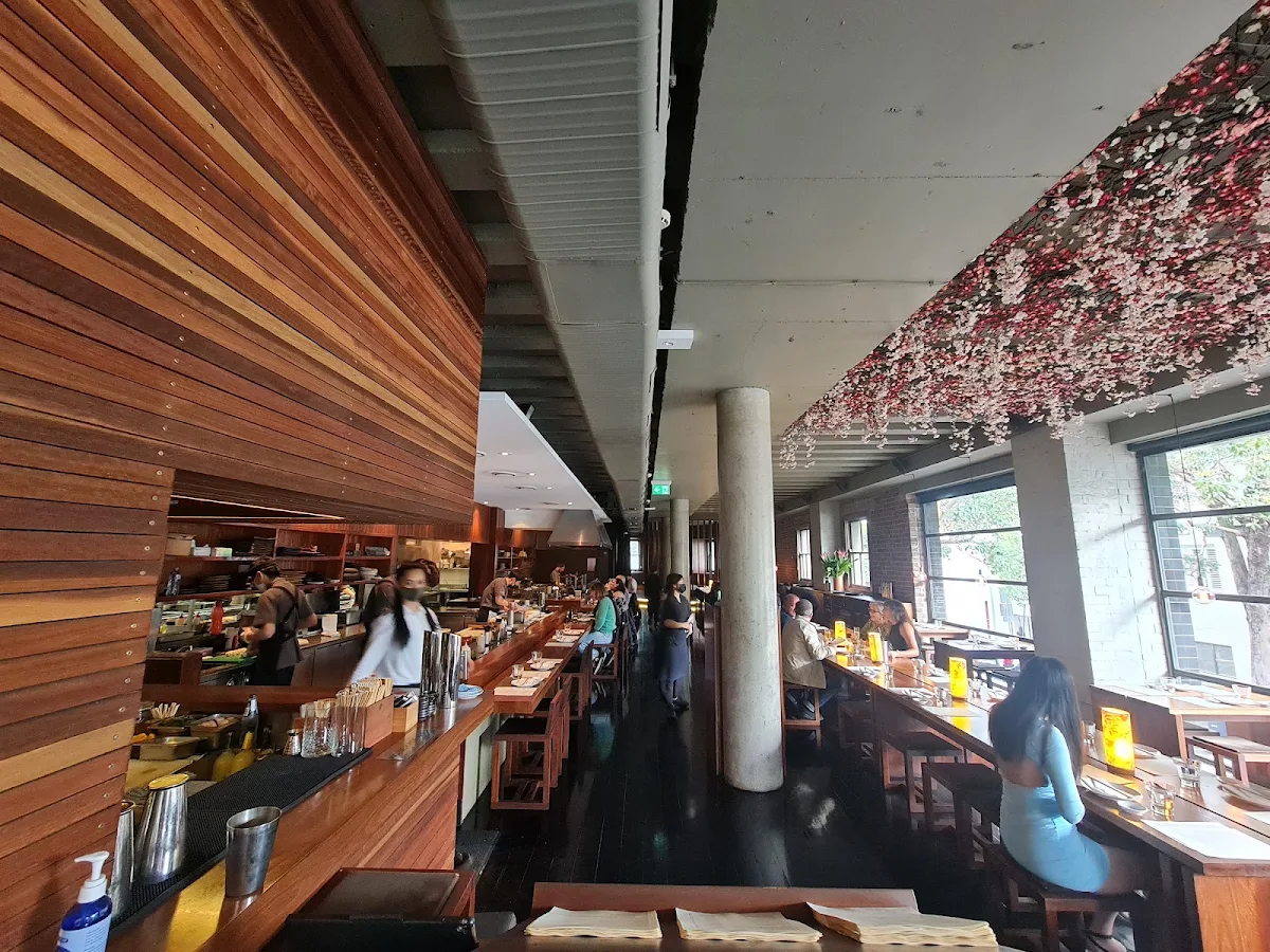 Vibe, Toko Restaurant