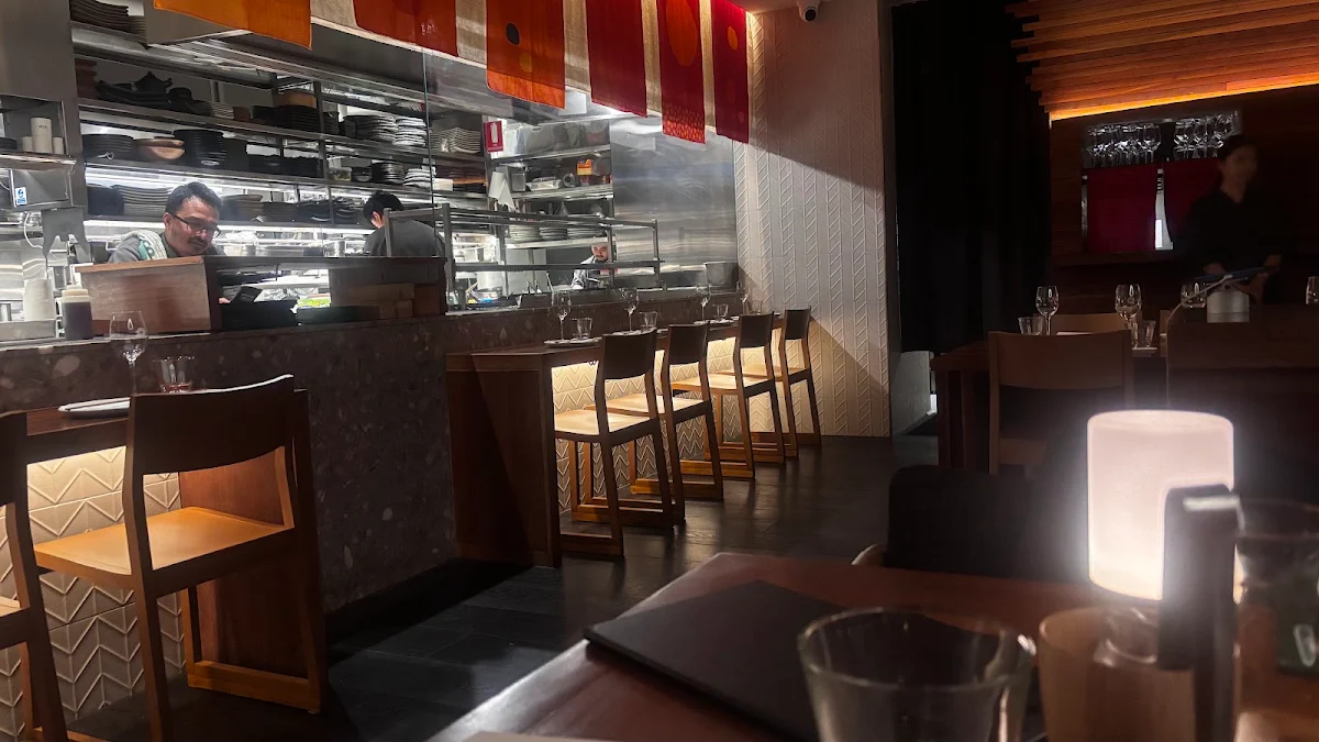 Vibe, Toko Restaurant