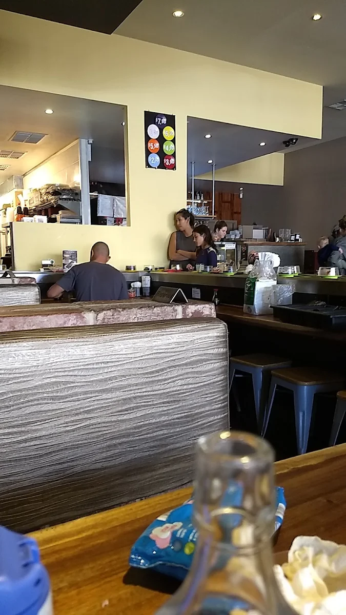 Vibe, Tao Café