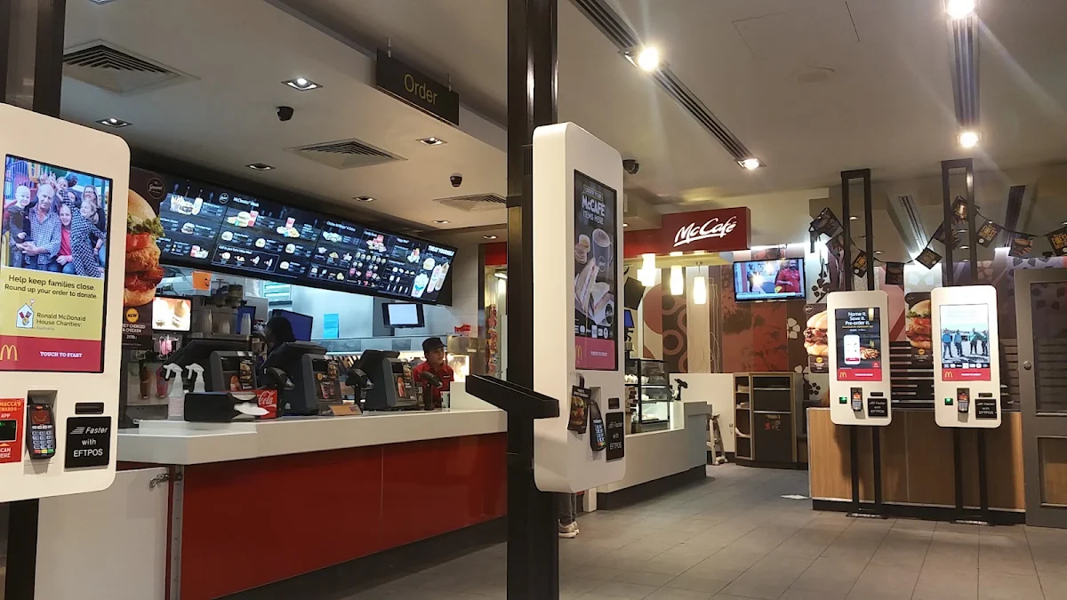 Vibe, McDonald's Hindley Street