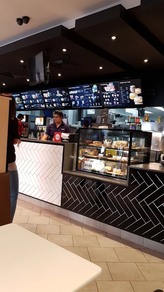 Vibe, McDonald's Hindley Street