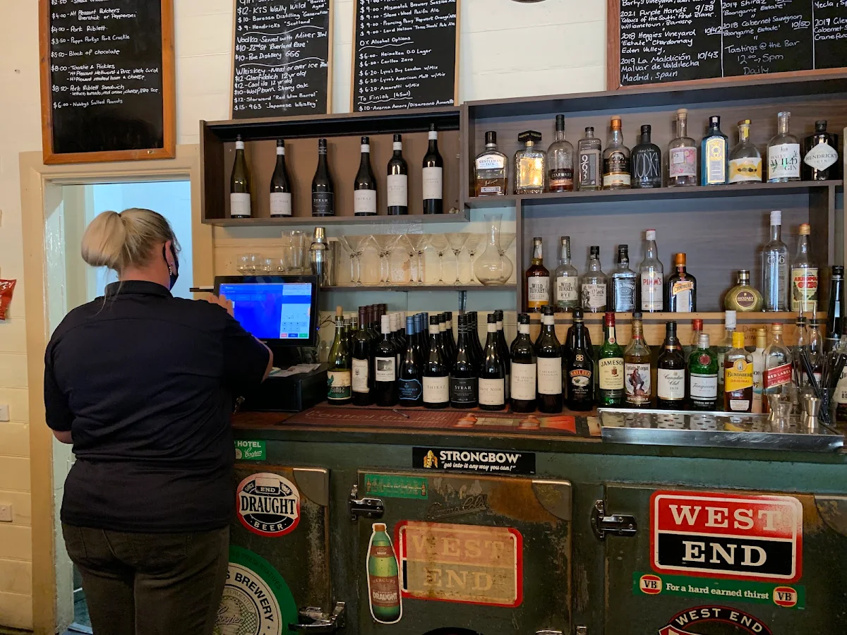 Vibe, Eden Valley Hotel