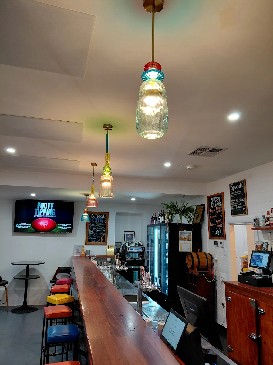 Vibe, Eden Valley Hotel