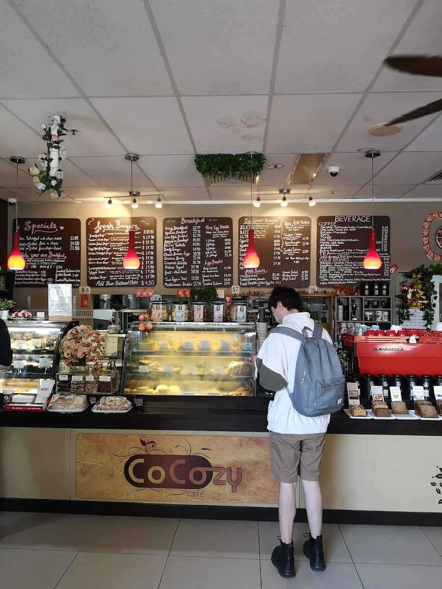 Vibe, Coco Cozy Cafe