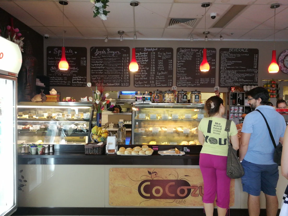 Vibe, Coco Cozy Cafe
