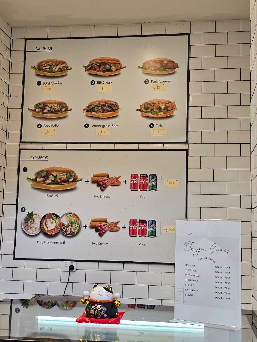 Menu, Saigon Corner