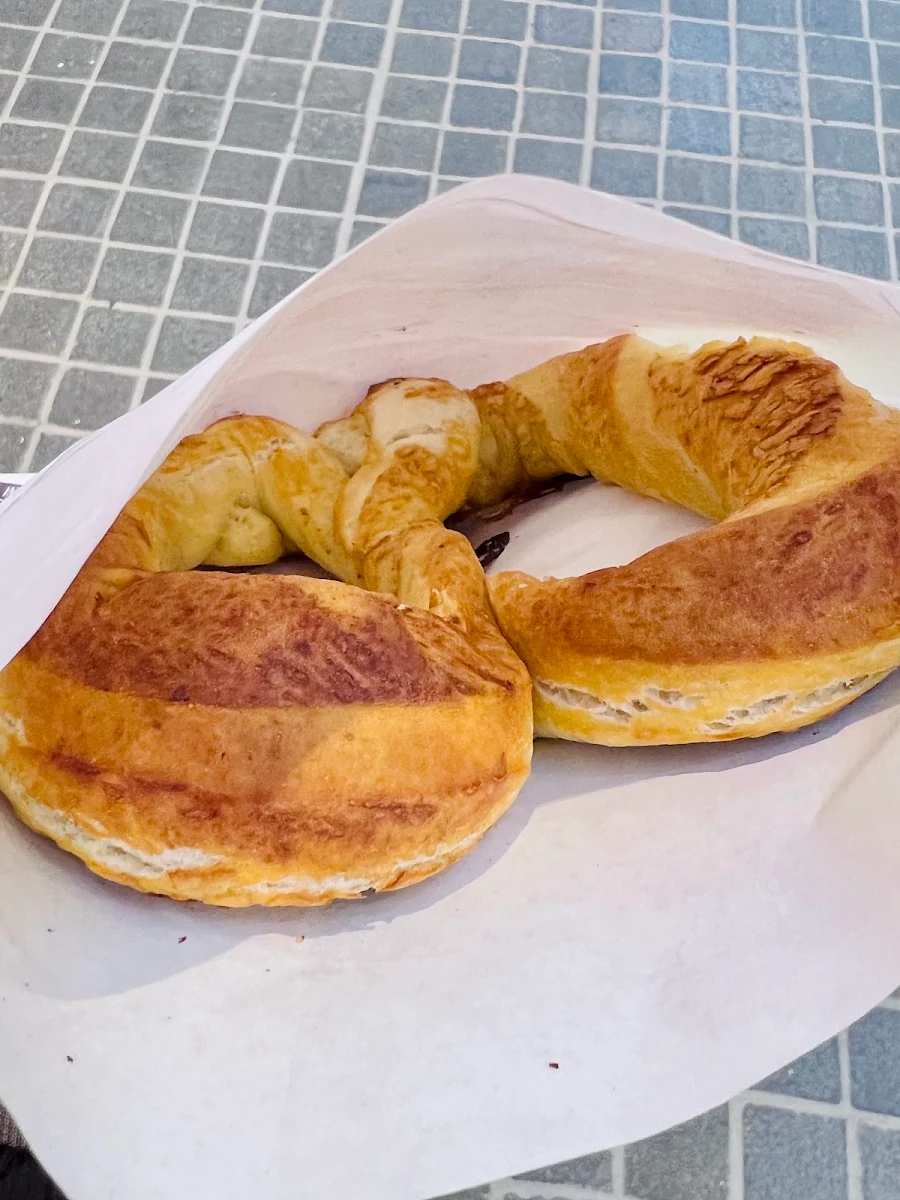 Food & drink, Pretzel Hut
