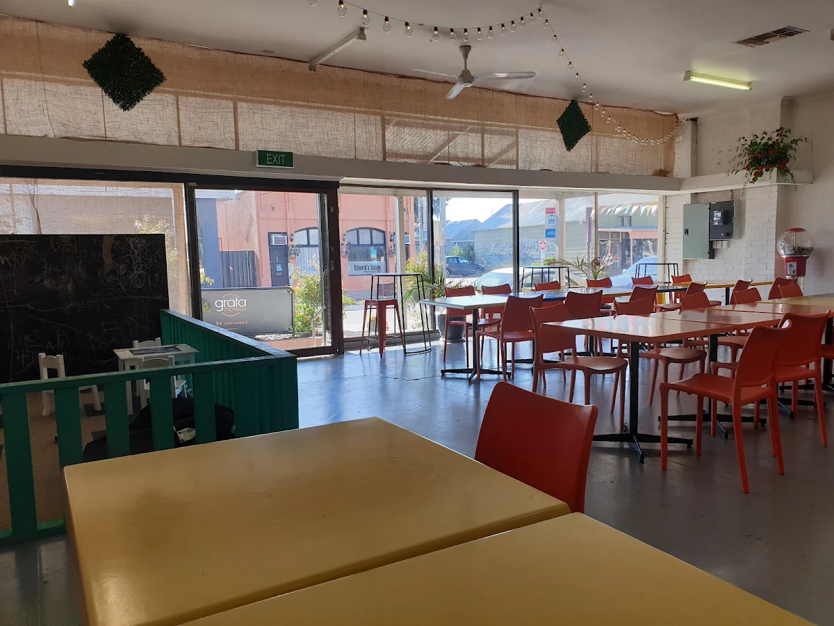 Vibe, A79 Cafe And Amusements