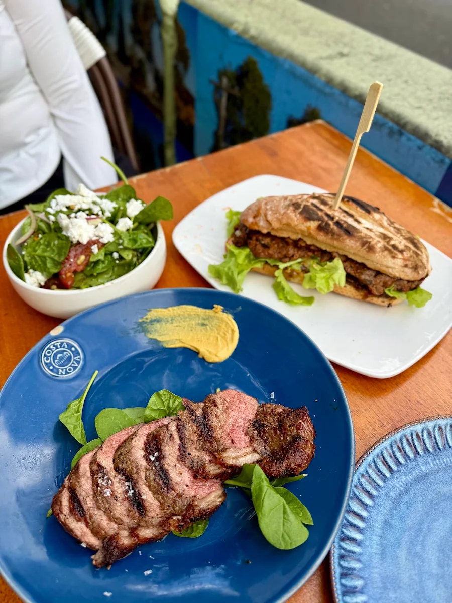 Food & drink, Ardi’s Block to Grill