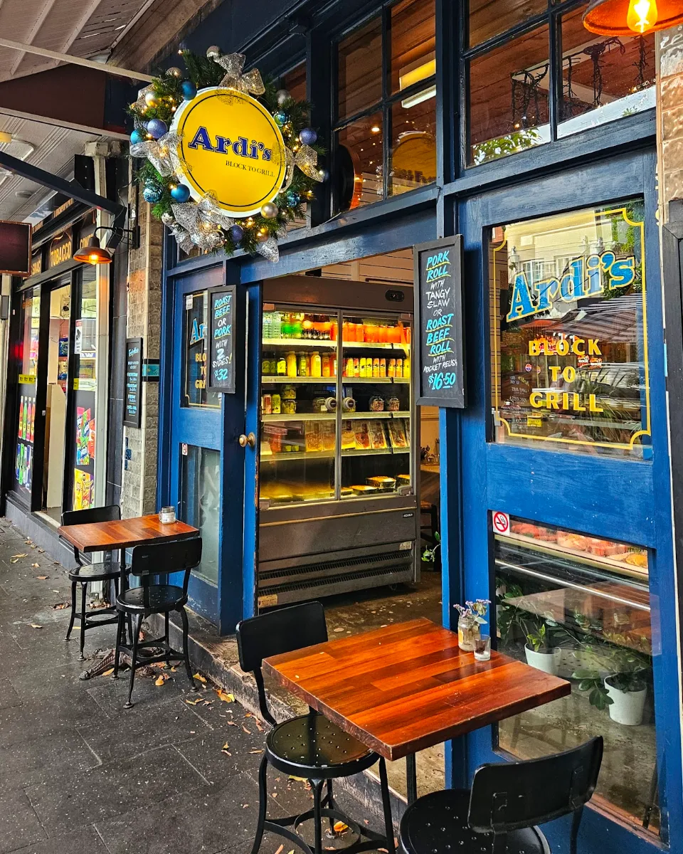 Vibe, Ardi’s Block to Grill
