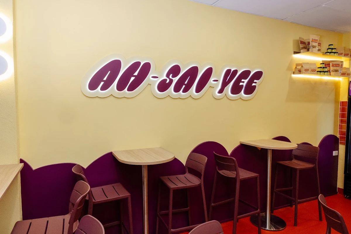 Vibe, AH-SAI-YEE James Pl