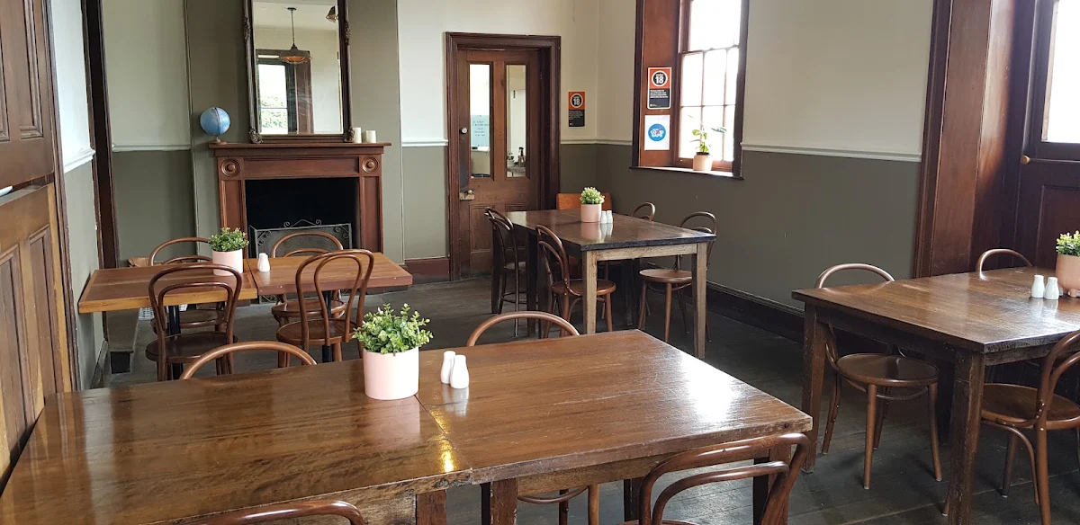 Vibe, Braidwood Hotel