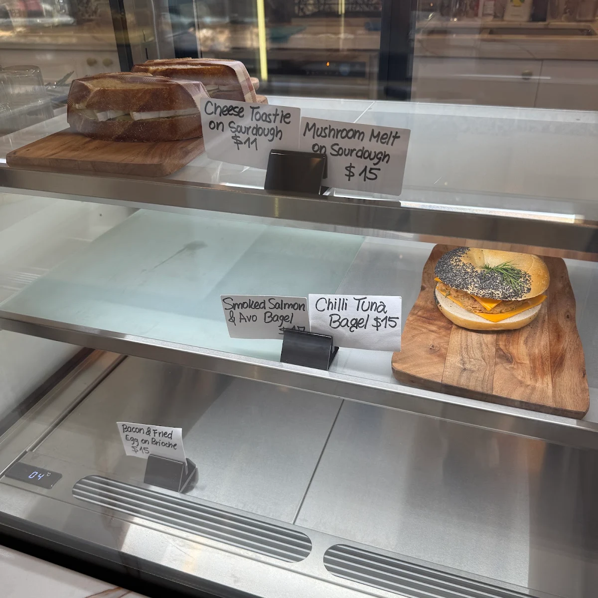 Vibe, THE 2 MEN CAFE - GEELONG