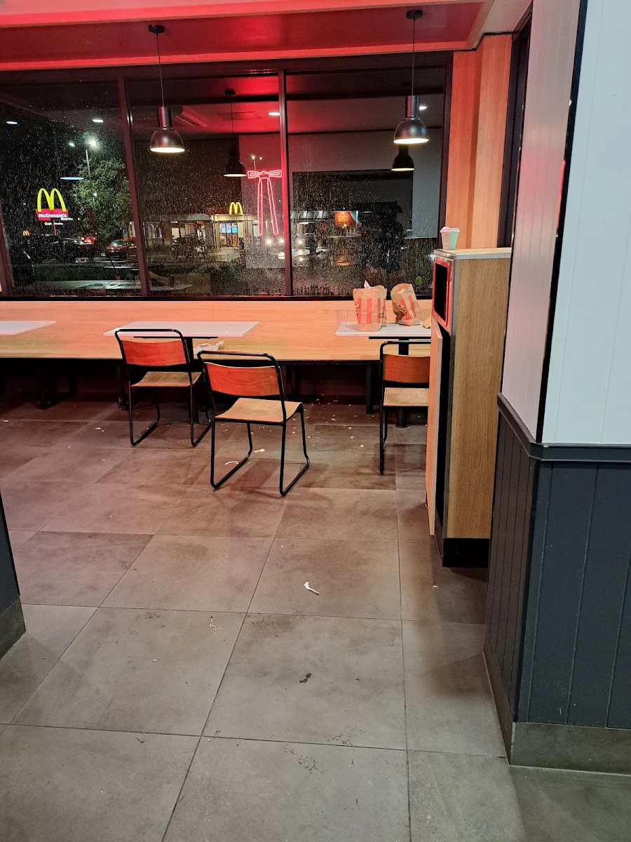 Vibe, KFC Rosebud