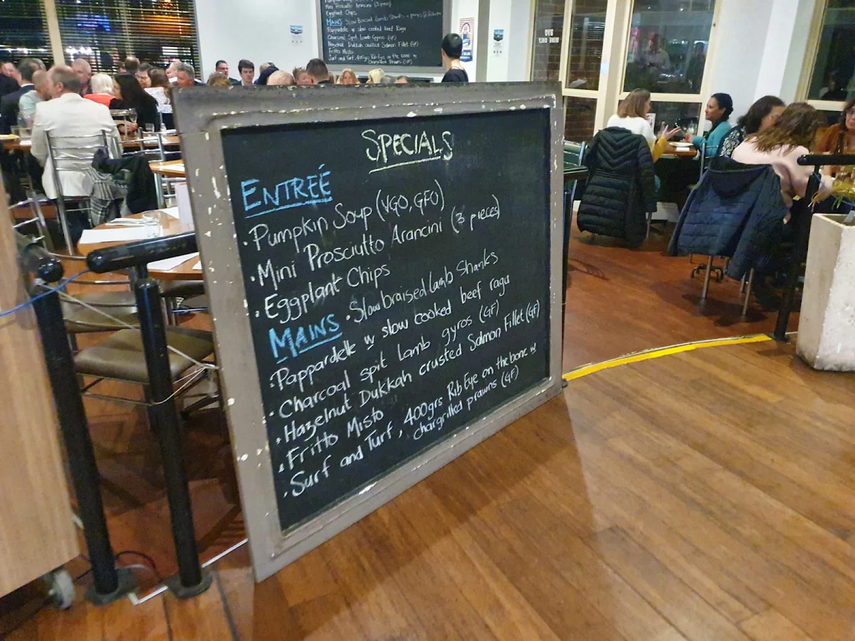 Menu, Carlucci's Restaurant