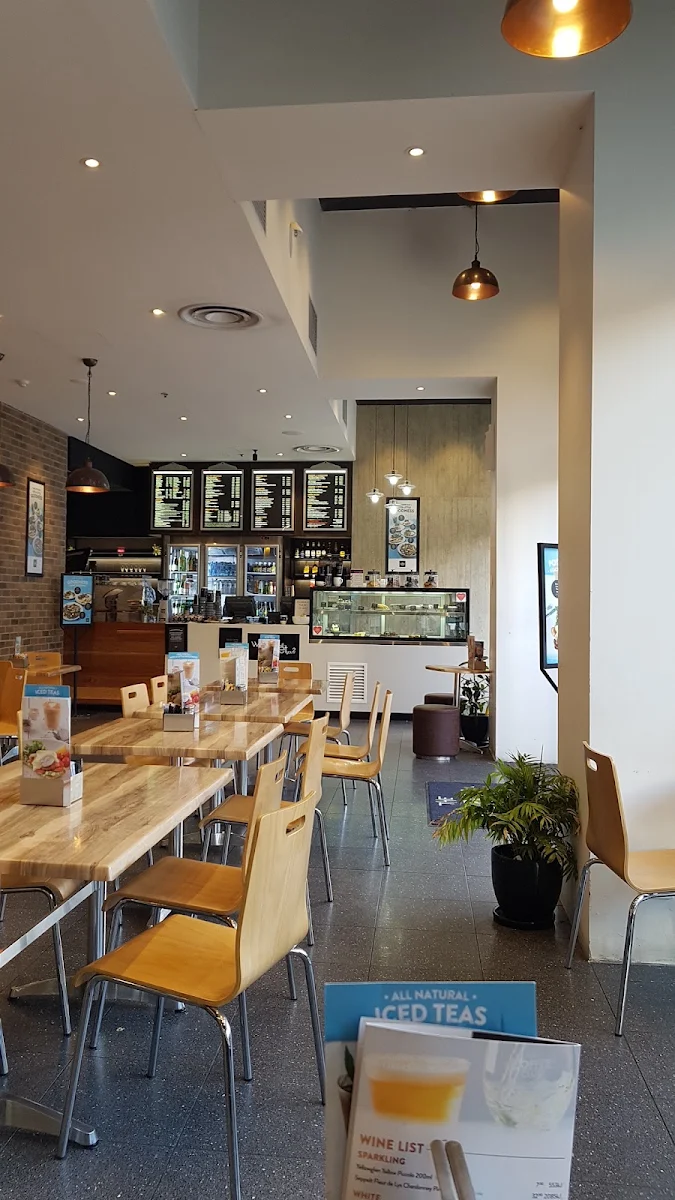 Vibe, The Coffee Club
