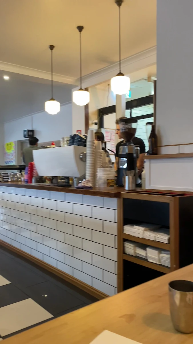Vibe, The Proprietor