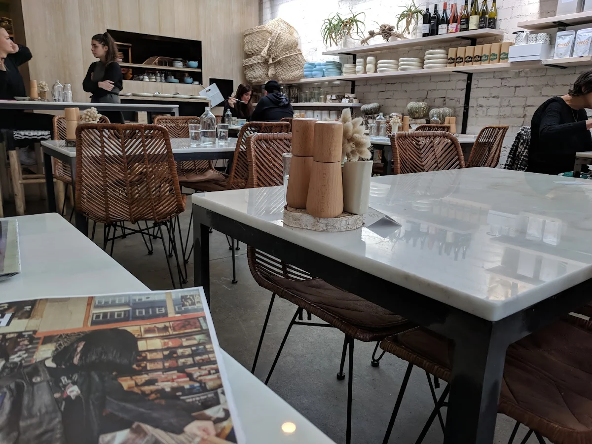 Vibe, Pantry
