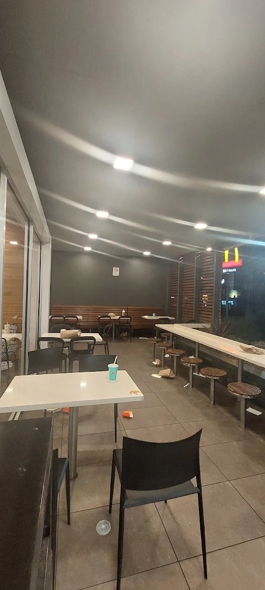 Vibe, McDonald's Caroline Springs